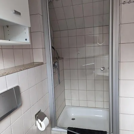 Bettyś - Monteur Und Apartment
